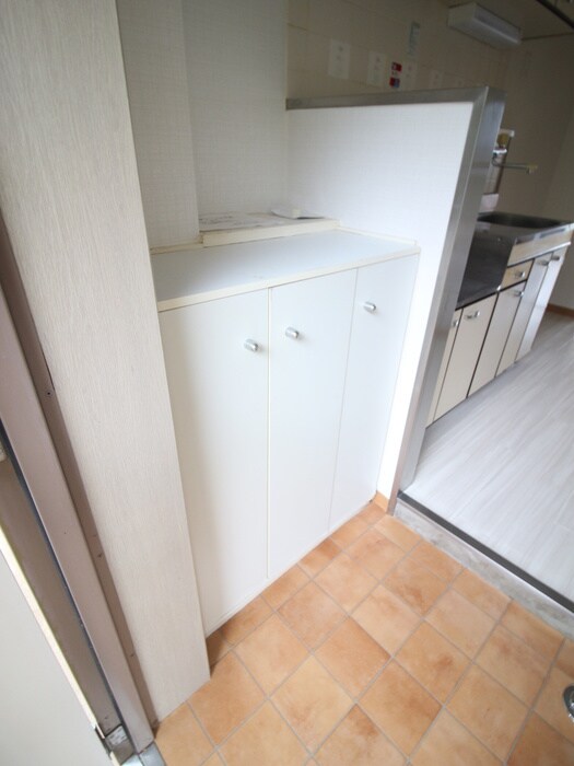 物件内観写真14　(靴箱)