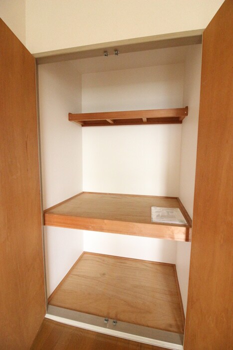 物件内観写真17　(収納)