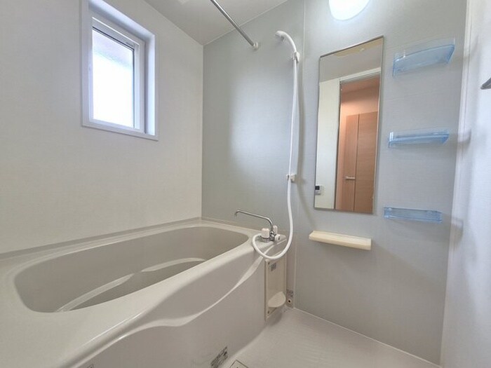 物件内観写真11　(バス／シャワールーム等)