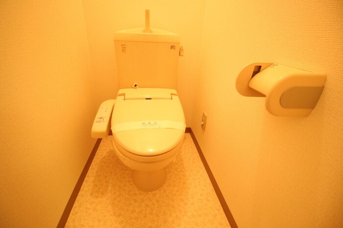 物件内観写真6　(トイレ)