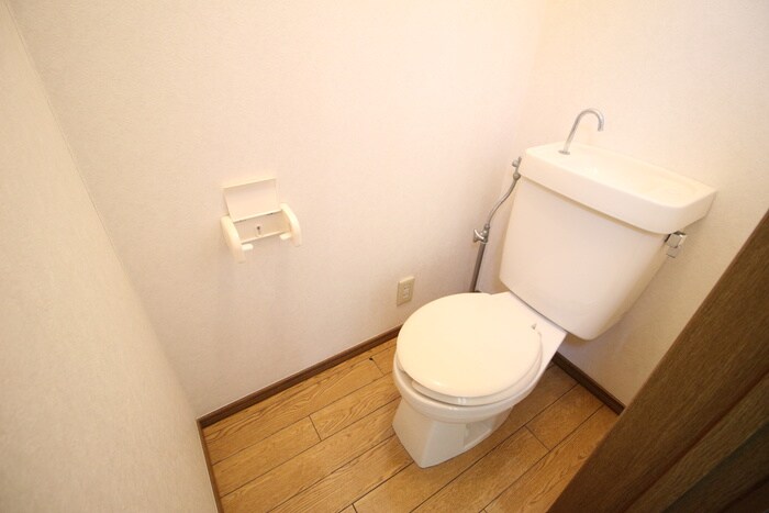 物件内観写真9　(トイレ)