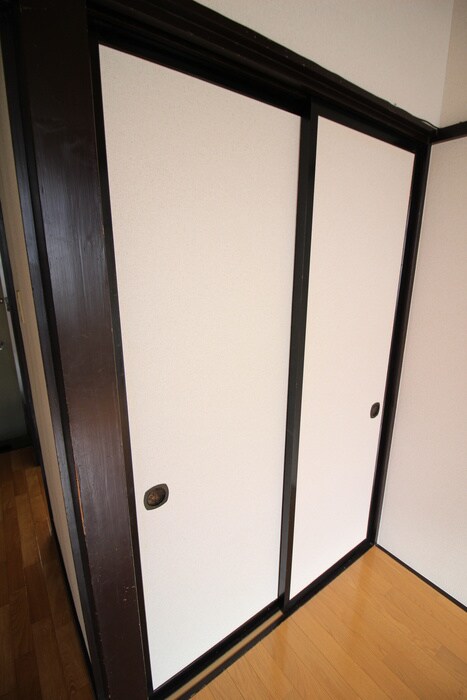 物件内観写真11　(居室)