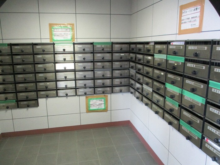 物件外観写真4　(建物設備)