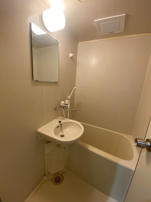 物件内観写真12　(バス／シャワールーム等)