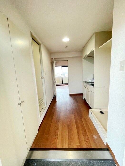 物件内観写真14　(玄関)