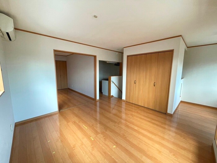 物件内観写真8　(居室)