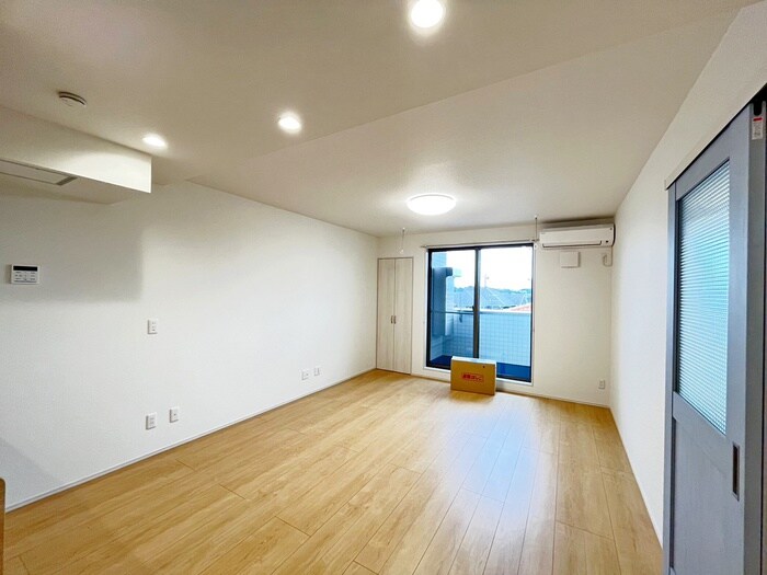 物件内観写真6　(居室)