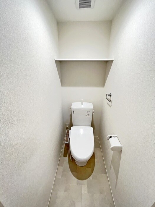 物件内観写真9　(トイレ)