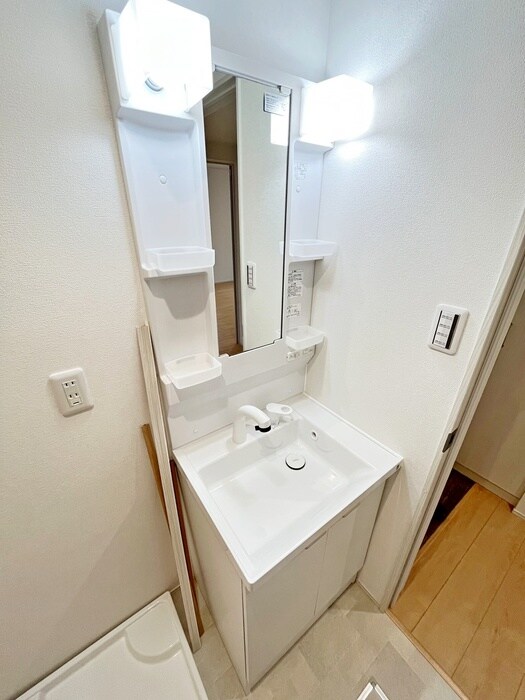 物件内観写真10　(洗面)