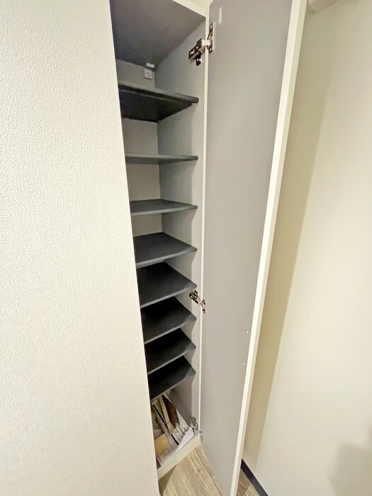 物件内観写真15　(靴箱)