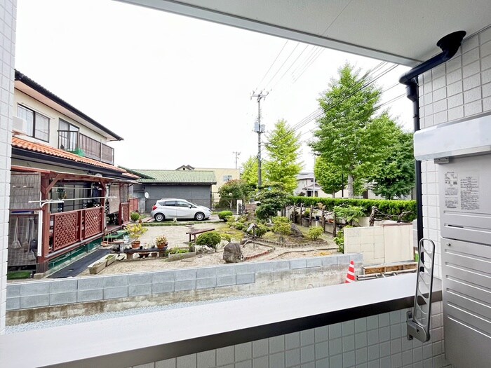 物件内観写真18　(室内からの展望)