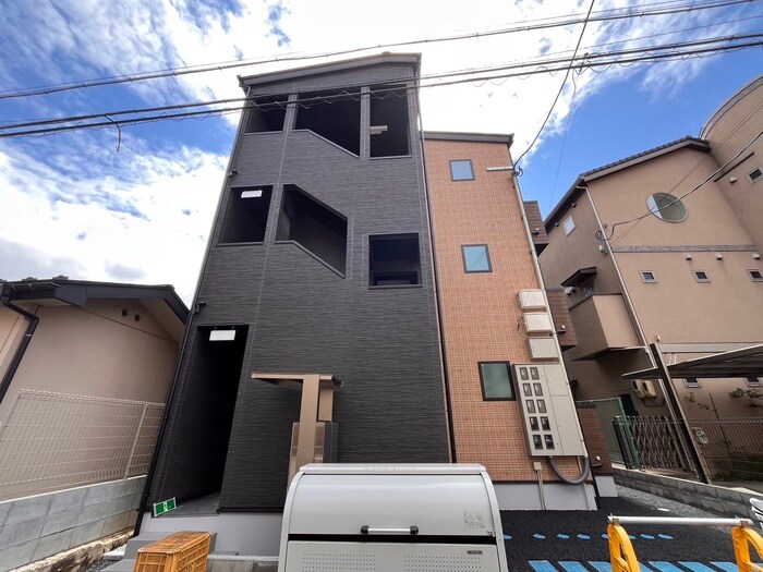 物件外観写真2　(駐輪場)