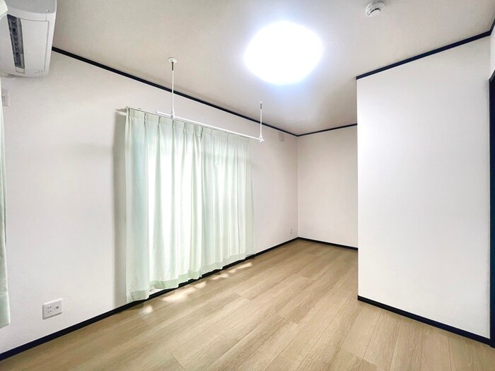 物件内観写真7　(居室)