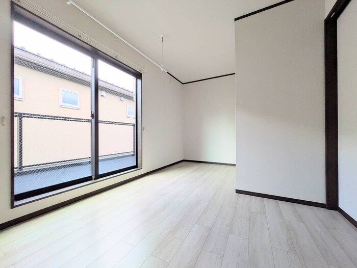 物件内観写真8　(居室)