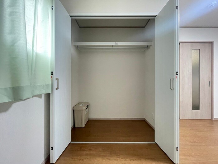 物件内観写真10　(収納)