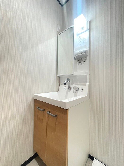 物件内観写真13　(洗面)