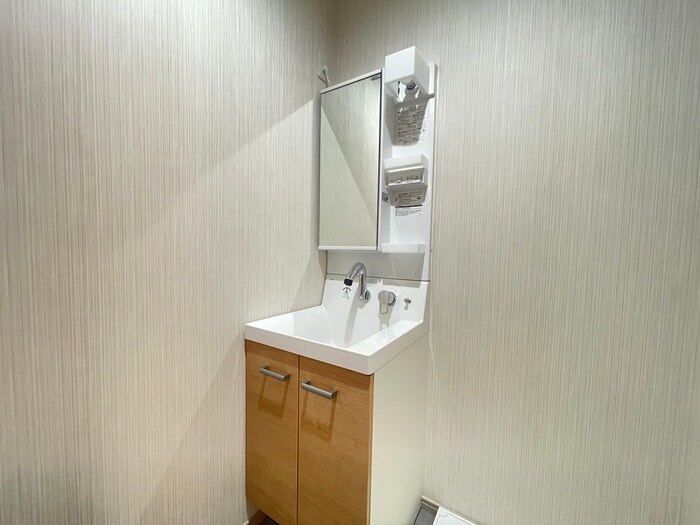 物件内観写真13　(洗面)