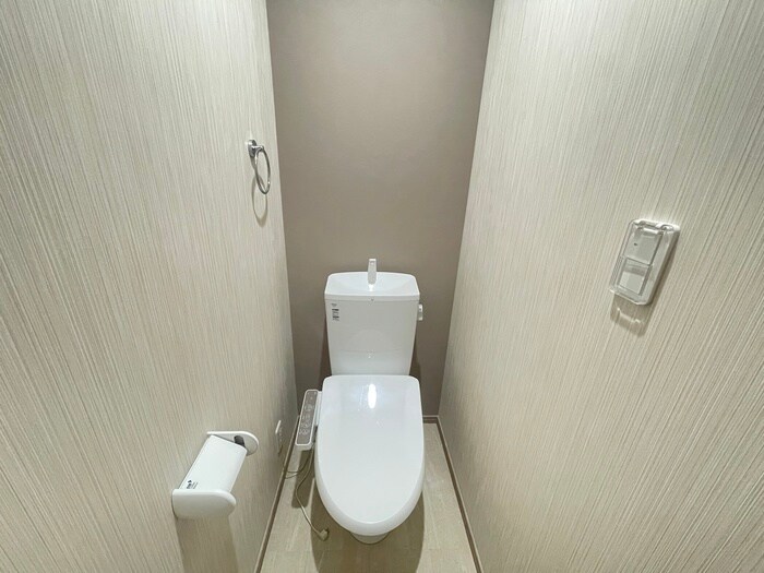 物件内観写真15　(トイレ)