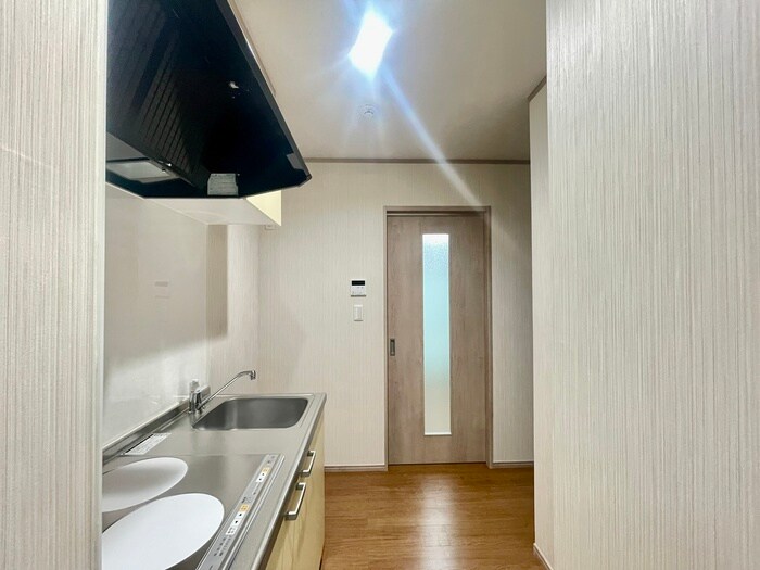 物件内観写真18　(廊下)