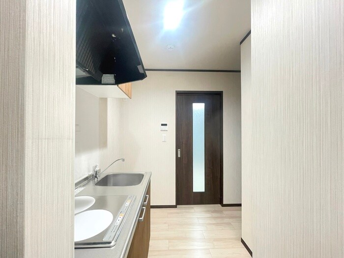 物件内観写真18　(廊下)