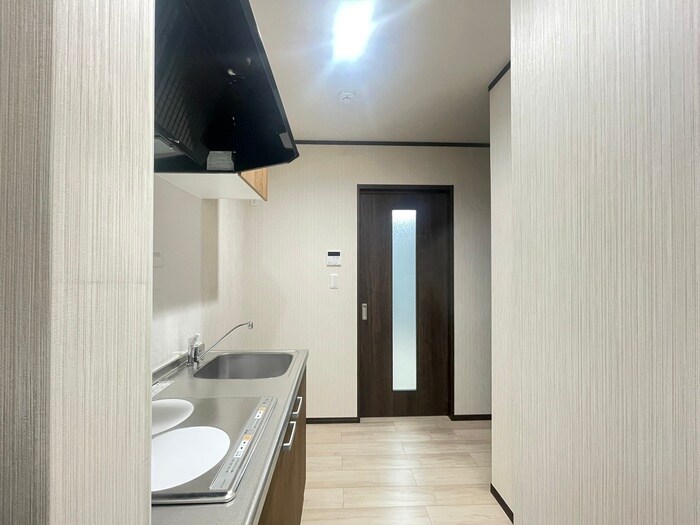 物件内観写真18　(廊下)