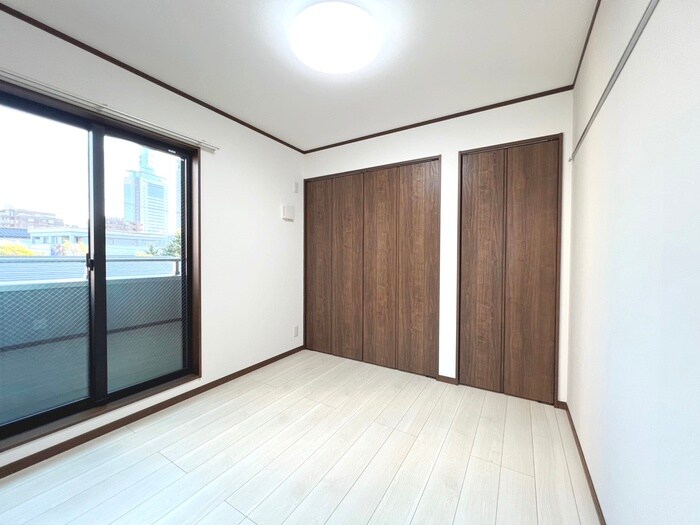 物件内観写真10　(居室)