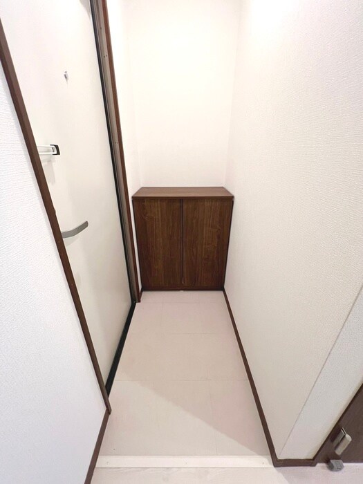 物件内観写真20　(玄関)