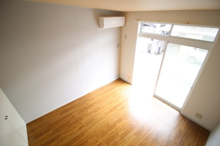 物件内観写真9　(居室)