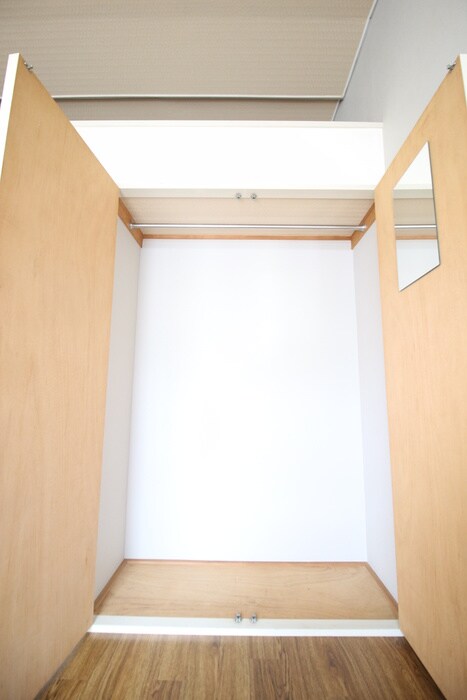 物件内観写真15　(収納)