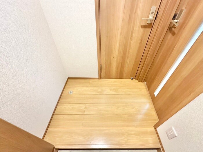 物件内観写真17　(廊下)