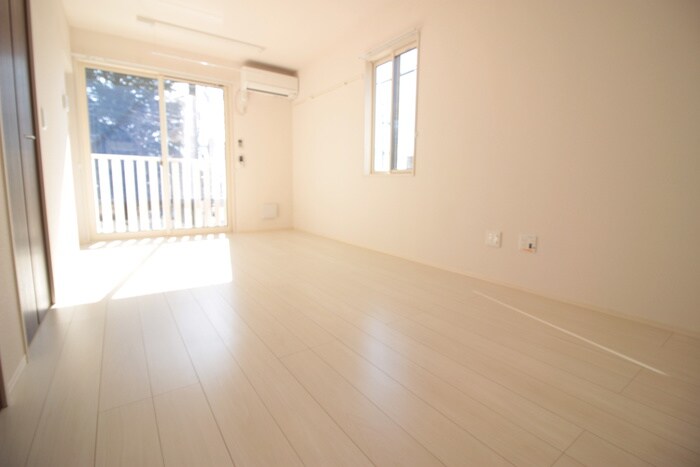 物件内観写真18　(居室)