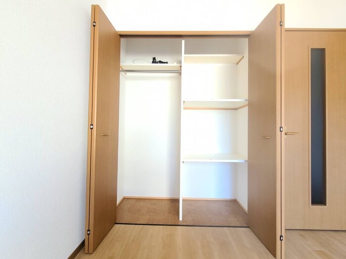 物件内観写真10　(収納)