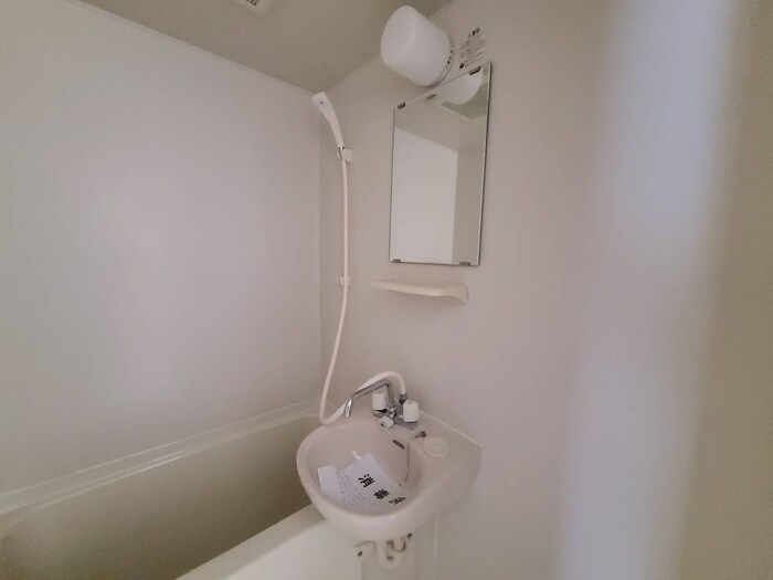 物件内観写真19　(洗面)