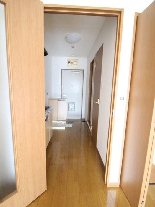 物件内観写真20　(廊下)