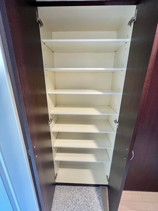 物件内観写真19　(靴箱)