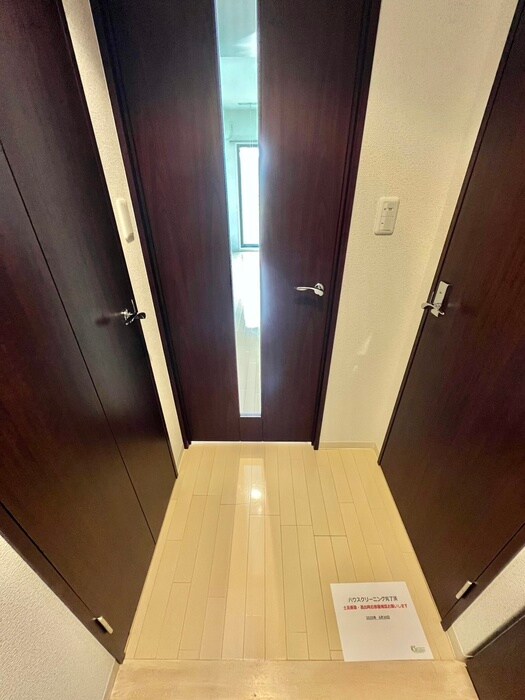 物件内観写真19　(廊下)