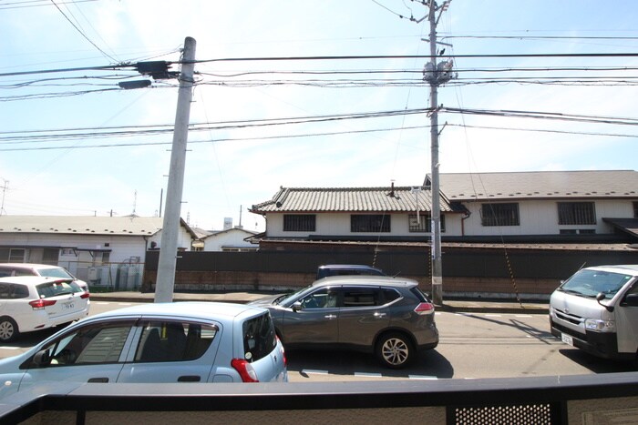 物件内観写真18　(室内からの展望)