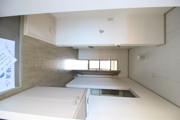 物件内観写真21　(玄関)