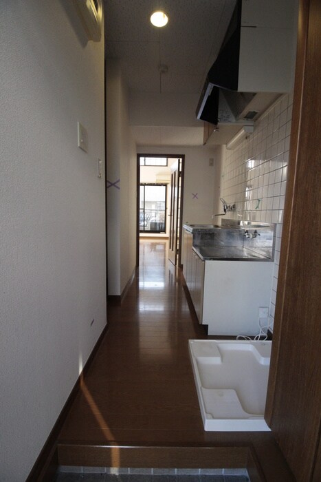 物件内観写真15　(玄関)