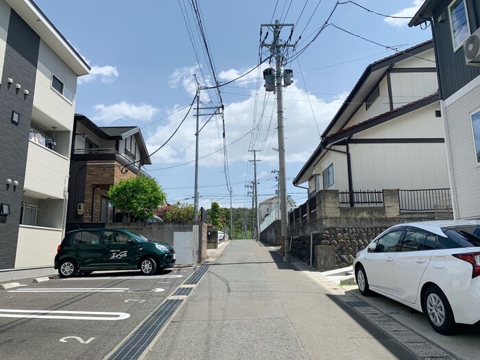 物件外観写真5　(周辺環境)