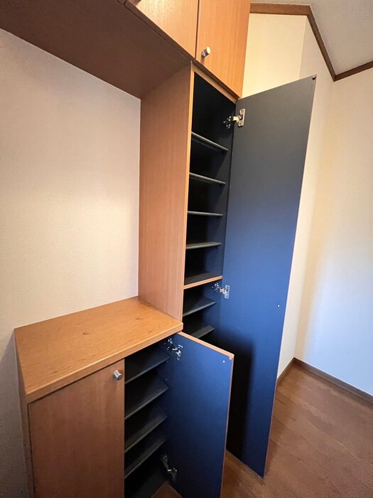 物件内観写真11　(靴箱)