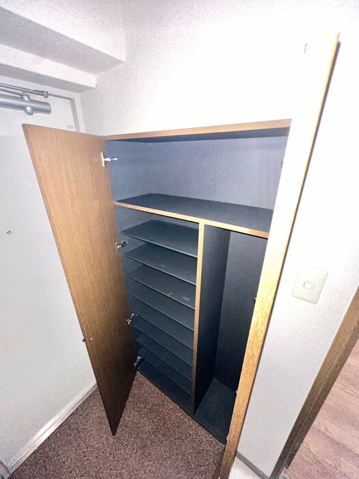 物件内観写真15　(靴箱)