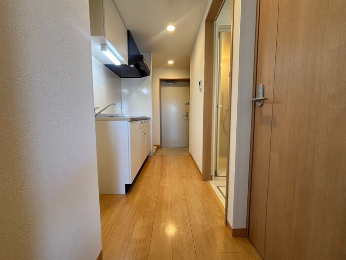物件内観写真18　(廊下)