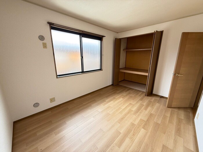 物件内観写真18　(居室)