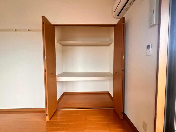 物件内観写真9　(収納)