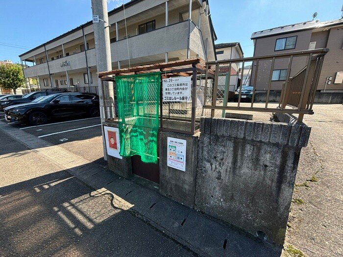 物件外観写真5　(建物設備)