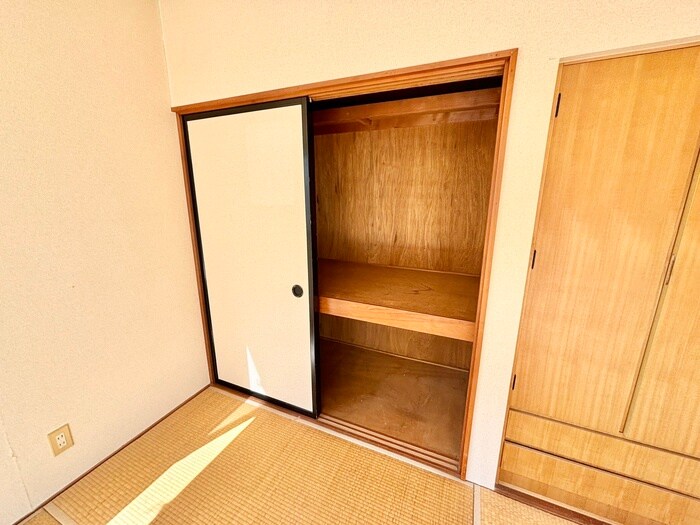 物件内観写真11　(収納)