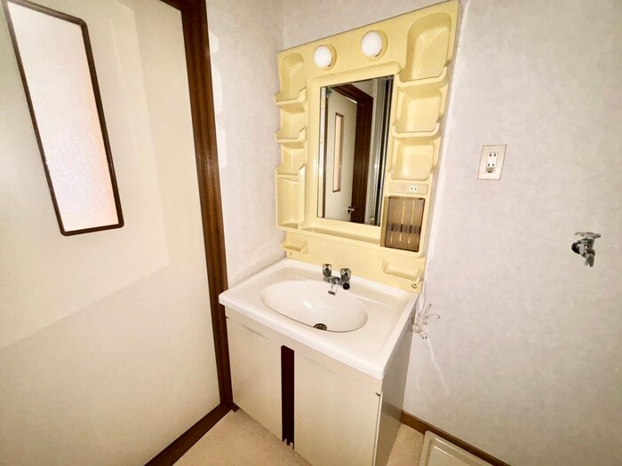 物件内観写真14　(洗面)