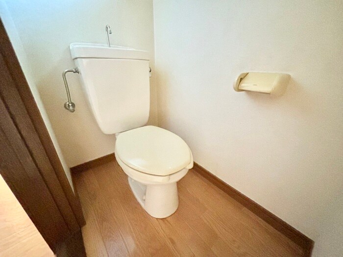 物件内観写真16　(トイレ)