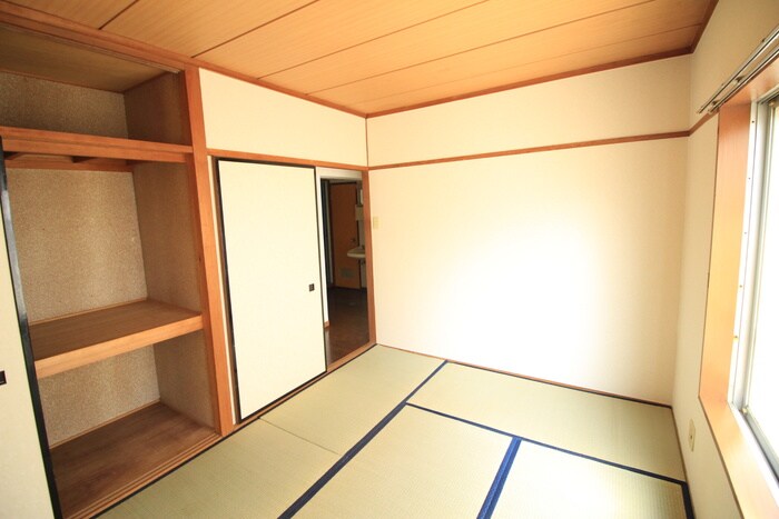 物件内観写真9　(居室)